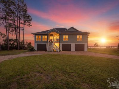4501 Bayside Dr