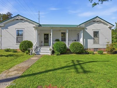 217 W Walnut St