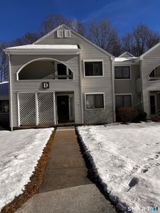 35 Nutmeg Road APT D1