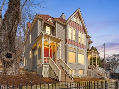 345 Grand Ave