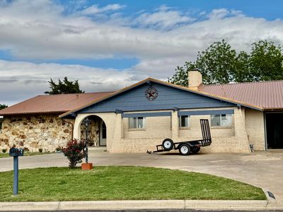 Property at 1605 Locust St, Canadian, TX