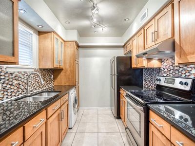 10536 Stone Canyon Rd APT 216