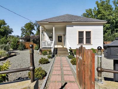 349 N Oregon St