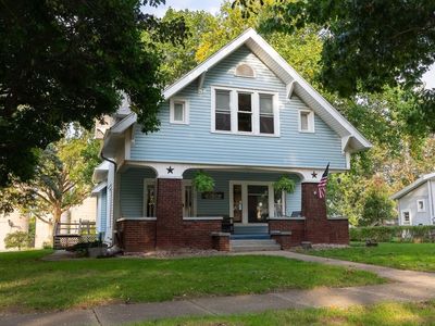 104 N 2nd St