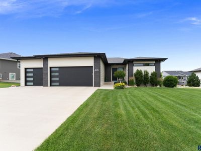 105 N Tumble Creek Cir