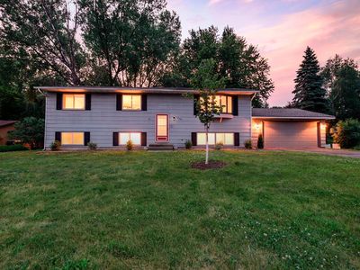 17160 Hershey Ct