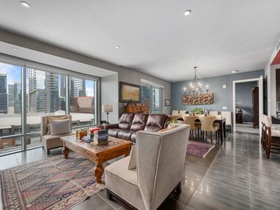 200 Congress Ave #11A
