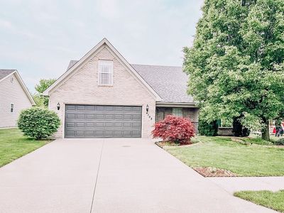 208 Queens Ct