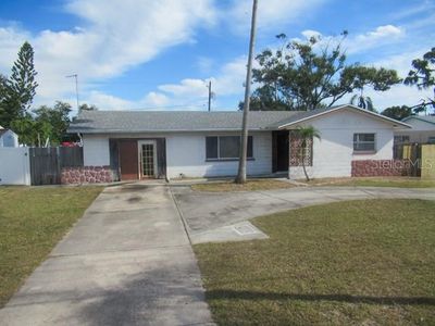 Property at 6527 113th St, Seminole, FL