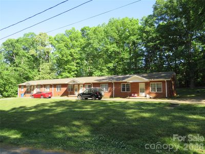 144 Nottingham Dr
