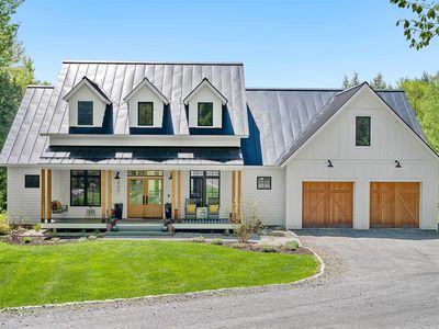 357 Country Club Loop