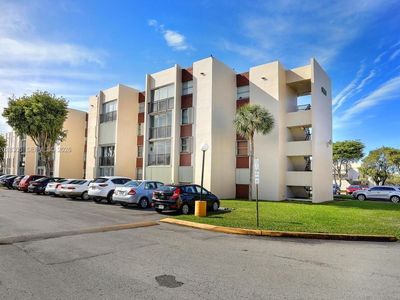 9401 SW 4th St APT 209