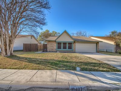 10407 COUNTRY BLF