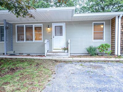 29 W Castle Way #B