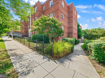 1800 28th Pl SE APT 2