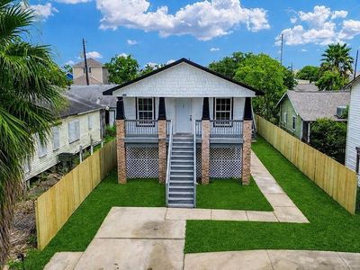 5306 Avenue M 1/2
