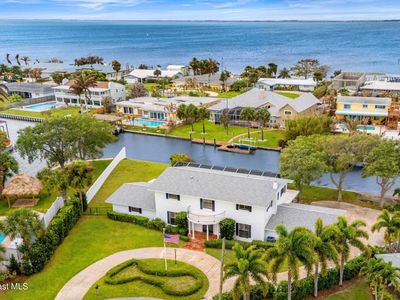 1790 Bay Shore Dr