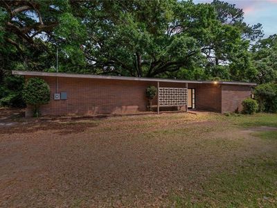2255 Pratt Dr