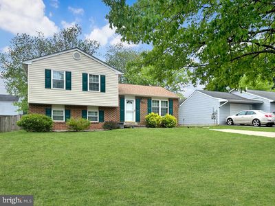 2405 York Ct