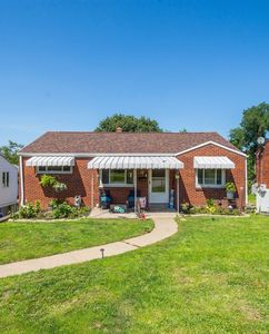 610 Sunnyland Ave