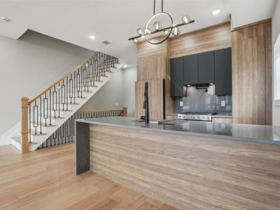 68 Thorne St #2