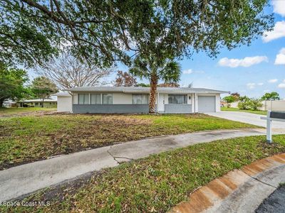 866 Vance Cir NE