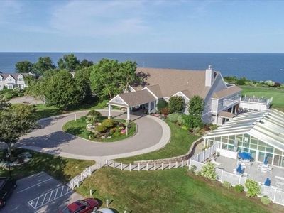 42 Fairway Dr
