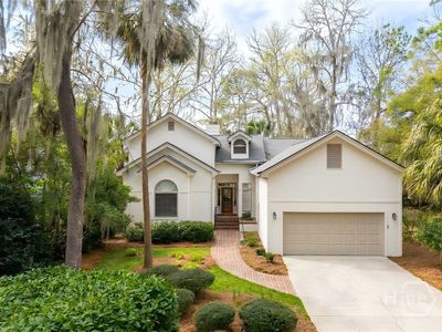 5 Bishopwood Court