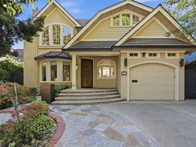 853 Riverside Dr