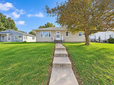 1541 Florence Ln