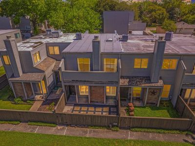 1664 Prairie Mark Ln