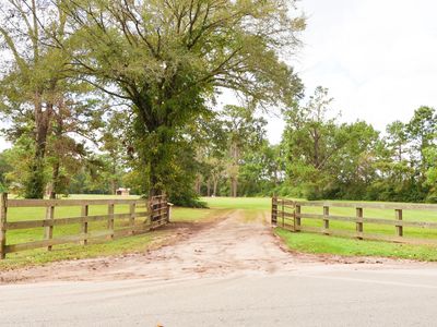 697 & 695 County Road 2309