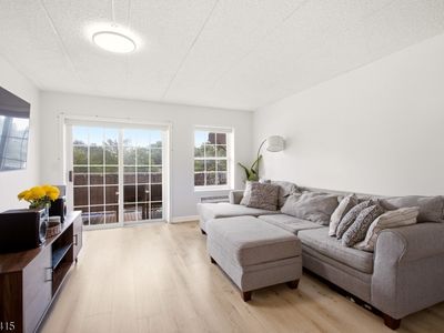 446 Passaic St #4H