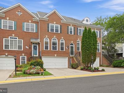 1986 Logan Manor Dr