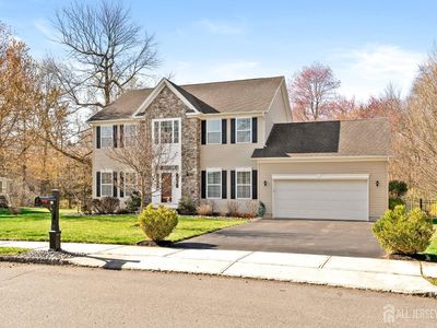 17 Dogwood Ln
