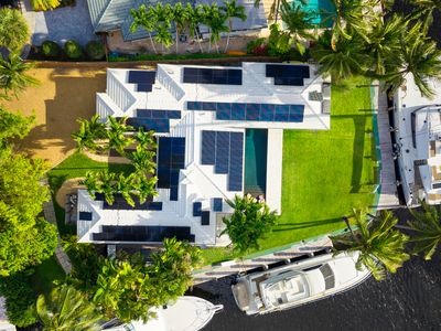 1321 Tangelo Isle