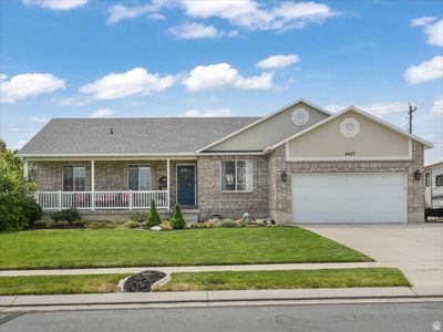 4627 W Aire Dr