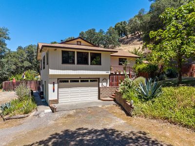 1400 Hulda Drive