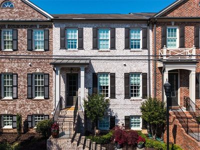 340 Rose Garden Ln