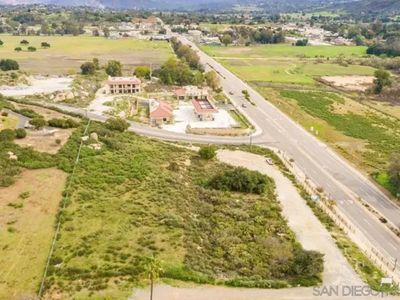 28790 Valley Center Rd
