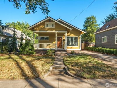 607 Locust Street