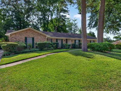 1808 Northpark Cir