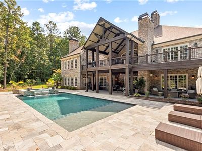643 Carl Sanders Dr