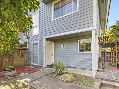 3052 Woods Cir