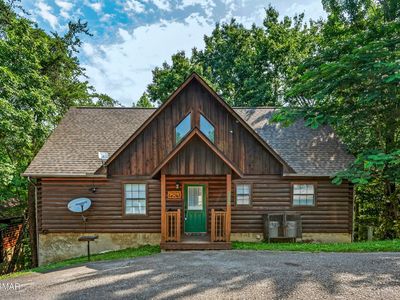 2208 Hawks Point Way