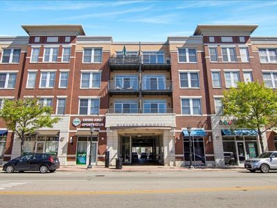 7243 Madison St APT 211