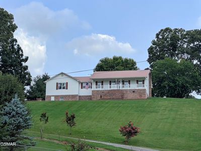 4580 Lakeshore Dr