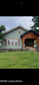 327 W Main St