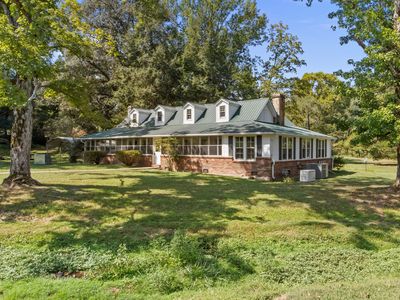 2889 Tennessee Ridge Rd