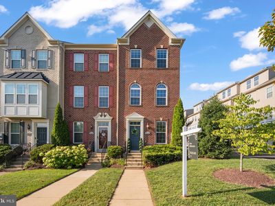 3801 Commodore Joshua Barney Dr NE